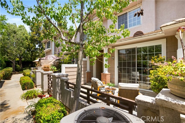 6375 Woodrow Court, Chino Hills CA: https://media.crmls.org/medias/634a6e1a-bde8-46e9-a4f4-37559dd96555.jpg