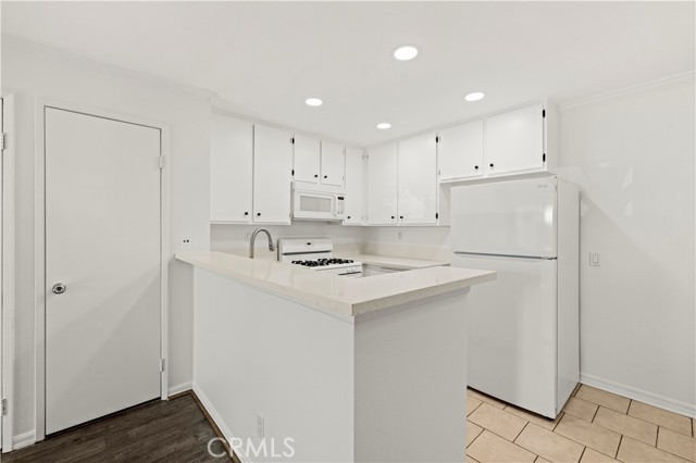 18752 Mandan Street, Canyon Country CA: https://media.crmls.org/medias/634ad2cc-f090-48a5-83fd-f3cfa20831c8.jpg