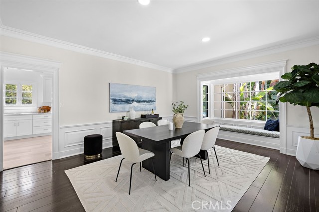 609 N Oakhurst Drive, Beverly Hills CA: https://media.crmls.org/medias/634b6bb1-200c-4030-b5e4-e67e5b71917d.jpg