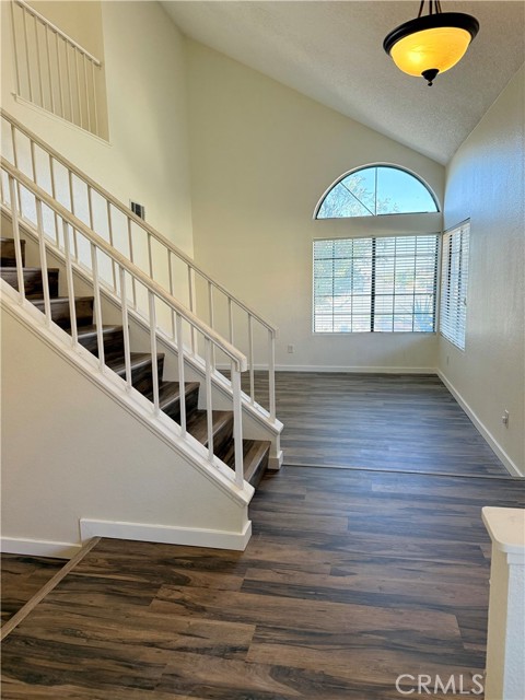 13735 Gemini Street, Victorville CA: https://media.crmls.org/medias/634b8319-363d-4aed-a972-9cb95df9a0a2.jpg