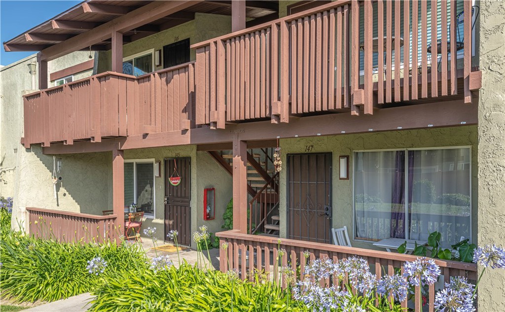 1030 W Macarthur Boulevard 147