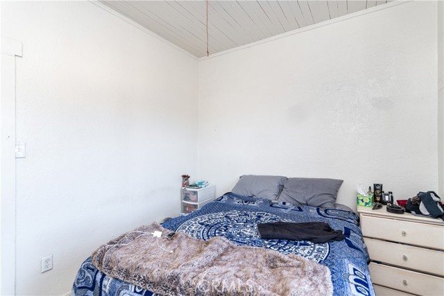 353 W L Street, Colton CA: https://media.crmls.org/medias/634c40fd-2e60-461e-aa74-2ae9c43bd731.jpg
