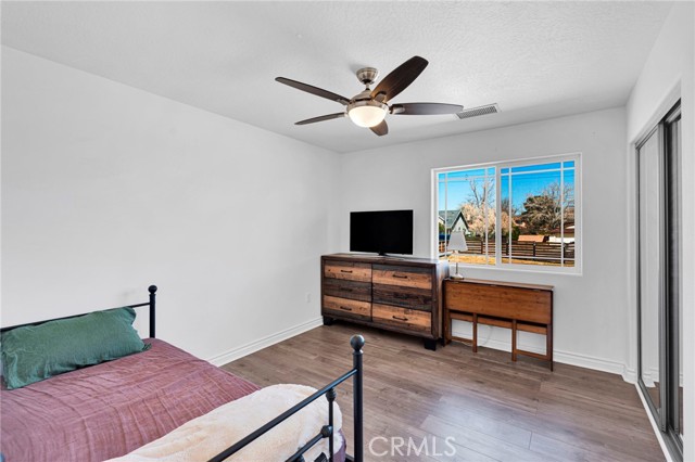 Detail Gallery Image 20 of 43 For 18125 Catalpa, Hesperia,  CA 92345 - 4 Beds | 2 Baths