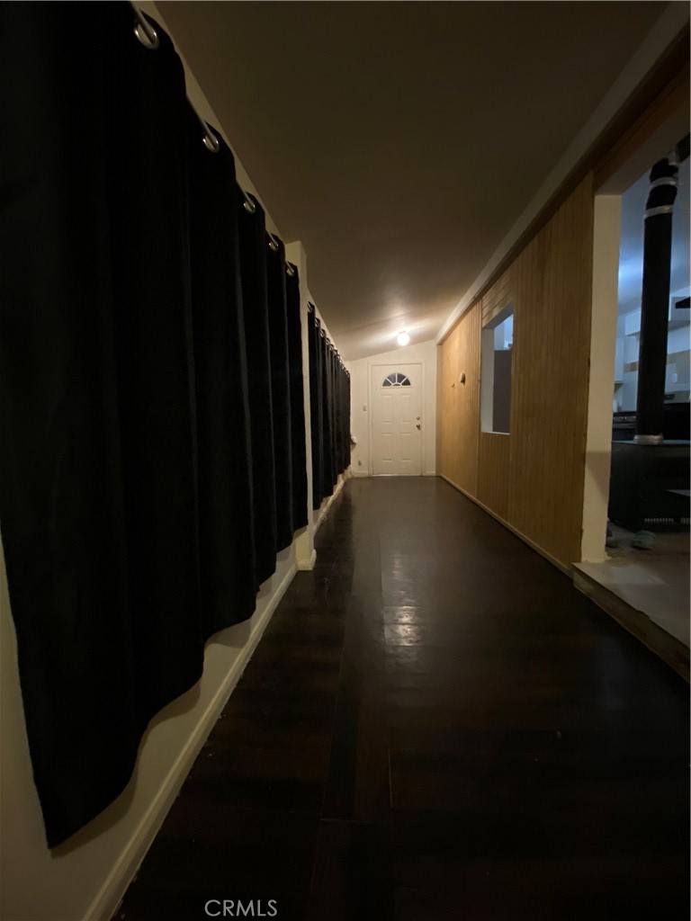 https://media.crmls.org/medias/634d0ce2-4462-4109-9479-741fb6dffe50.jpg?preset=X-Large