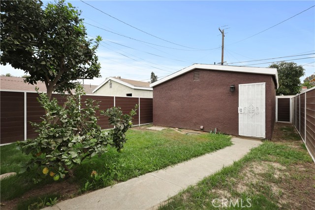 Detail Gallery Image 23 of 30 For 161 67th St., Long Beach,  CA 90805 - 3 Beds | 2/1 Baths