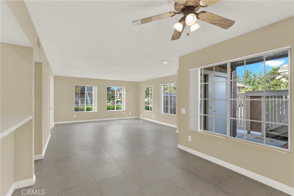 MLS #OC25245389 image #11