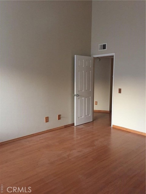 Detail Gallery Image 4 of 13 For 428 Golden Springs, Diamond Bar,  CA 91765 - 2 Beds | 3 Baths