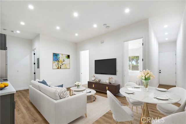 Detail Gallery Image 5 of 33 For 5512 Long Beach Bld, Long Beach,  CA 90805 - – Beds | – Baths