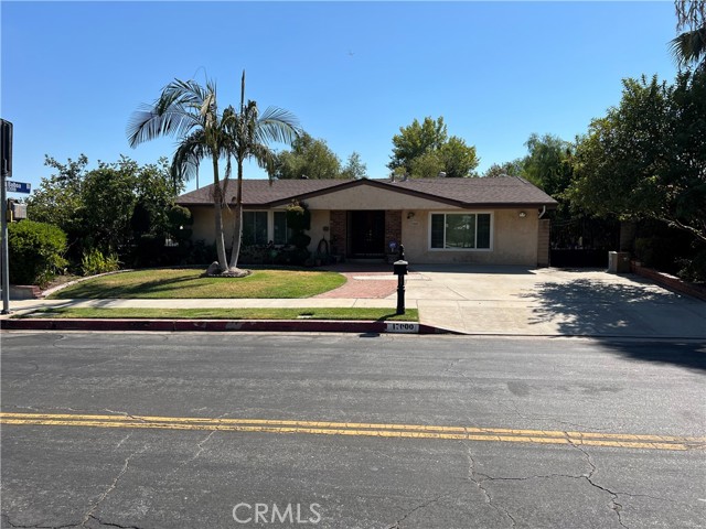 Detail Gallery Image 1 of 37 For 17000 Orozco St, Granada Hills,  CA 91344 - 4 Beds | 2/2 Baths