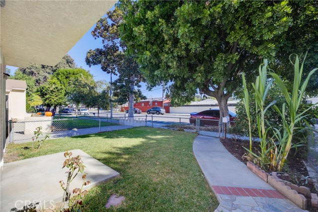 Image 2 for 6813 Harbor Ave, Long Beach, CA 90805