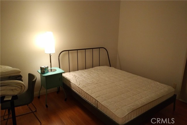 Downstairs Room (2)