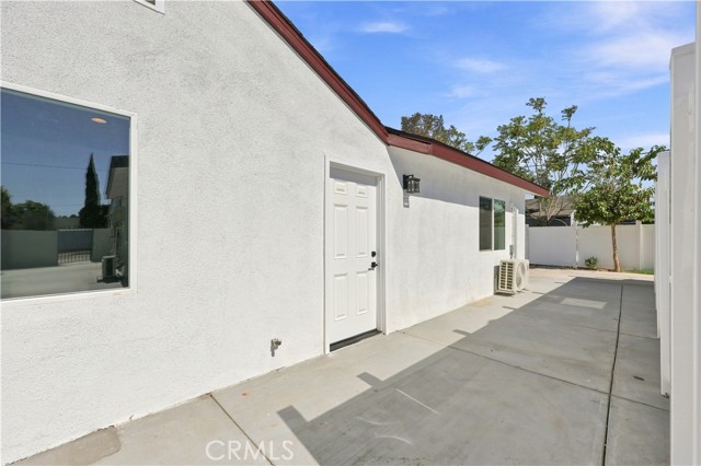 4 Bed Home for Sale in North Hollywood, California