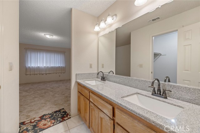 20615 Sherrill Street, Riverdale CA: https://media.crmls.org/medias/63529157-a095-491d-998f-5d1c9dbc47b1.jpg