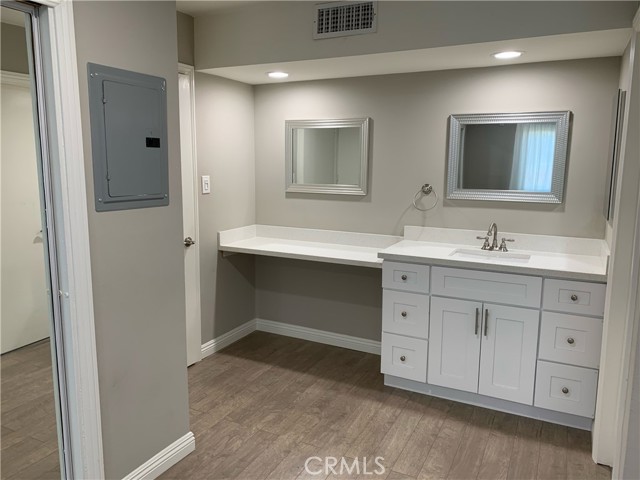 Detail Gallery Image 13 of 19 For 400 N Acacia Ave #C23,  Fullerton,  CA 92831 - 1 Beds | 1 Baths