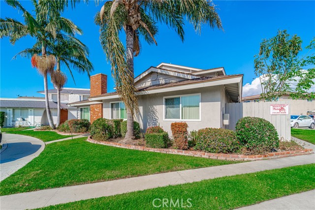 Image 3 for 17051 Grove Circle, Huntington Beach, CA 92647