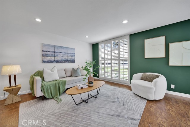 Detail Gallery Image 3 of 28 For 4183 Elizabeth Ct, Cypress,  CA 90630 - 4 Beds | 2/1 Baths