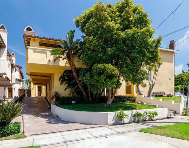 202 N Irena Avenue, Redondo Beach CA: https://media.crmls.org/medias/63564a90-ec86-468a-b2c6-4887d1fb6355.jpg