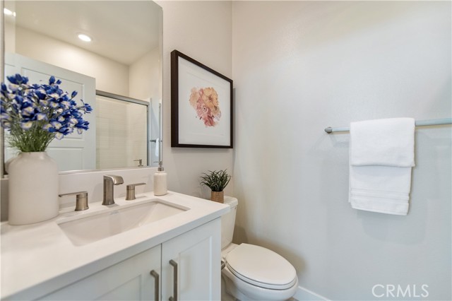 354 Chorus, Irvine, California 92618, 3 Bedrooms Bedrooms, ,3 BathroomsBathrooms,Condominium,For Sale,Chorus,OC24155661