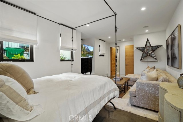 Detail Gallery Image 39 of 42 For 1920 Ocean Way, Laguna Beach,  CA 92651 - 4 Beds | 4 Baths