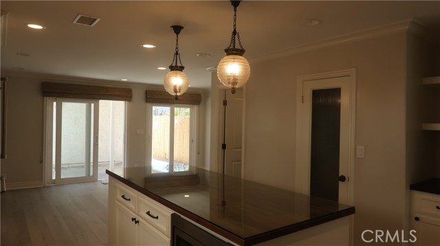Detail Gallery Image 10 of 50 For 322 12th St, Huntington Beach,  CA 92648 - 3 Beds | 2/1 Baths