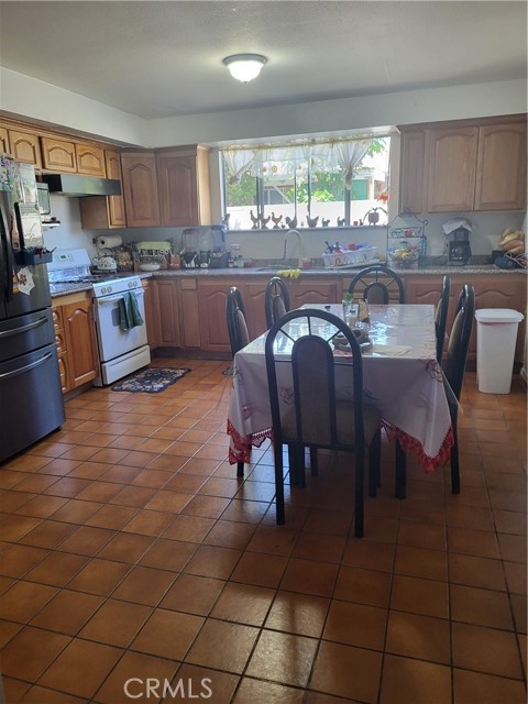Detail Gallery Image 13 of 21 For 13141 Monroe St, Garden Grove,  CA 92844 - – Beds | – Baths