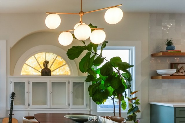 Detail Gallery Image 11 of 49 For 3958 Seneca Ave, Los Angeles,  CA 90039 - 3 Beds | 2/1 Baths