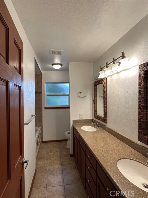 Detail Gallery Image 11 of 33 For 34515 Highway 190, Springville,  CA 93265 - 3 Beds | 2 Baths