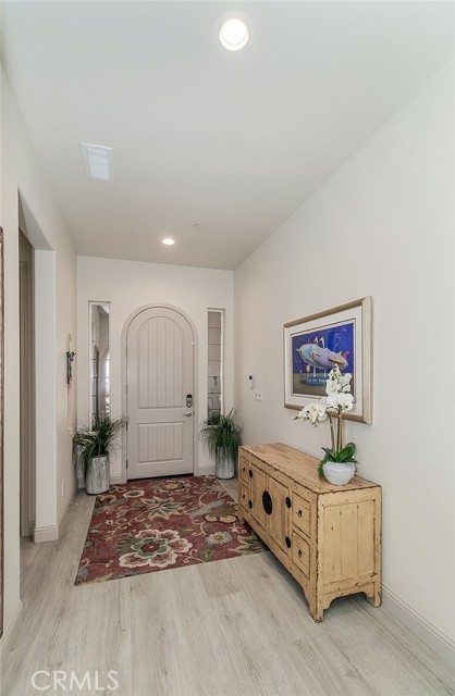 Detail Gallery Image 4 of 53 For 1523 N Ryan Ave, Clovis,  CA 93619 - 5 Beds | 4 Baths