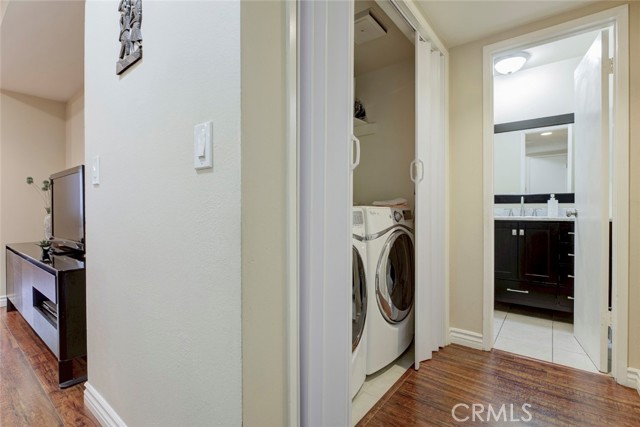 Detail Gallery Image 10 of 20 For 7631 Vineland #2,  Sun Valley,  CA 91352 - 2 Beds | 1/1 Baths