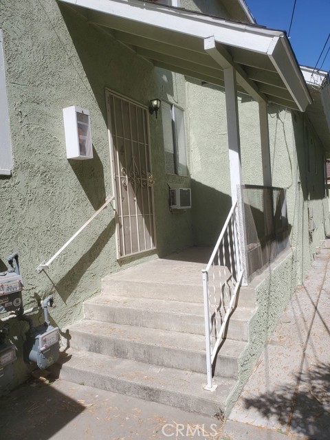 Detail Gallery Image 2 of 10 For 3891 Locust St, Riverside,  CA 92501 - 1 Beds | 1 Baths