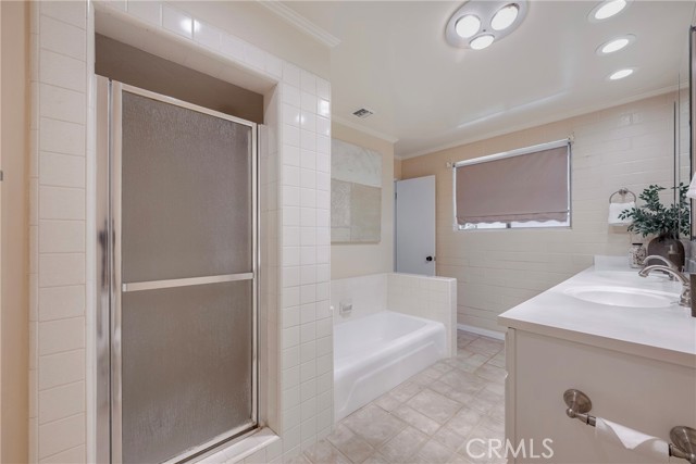 Detail Gallery Image 30 of 38 For 2404 W Ash Ave, Fullerton,  CA 92833 - 3 Beds | 2 Baths