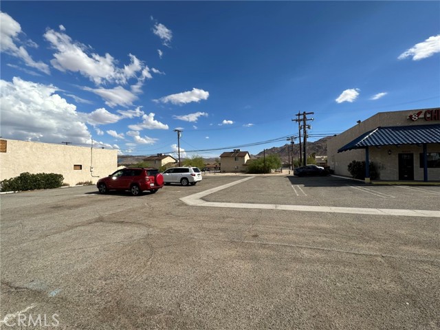 73737 29 Palms Highway, Twentynine Palms, California 92277, ,Commercial Lease,For Rent,73737 29 Palms Highway,CRJT25026064