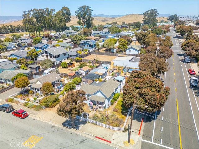 904 Monterey, Morro Bay CA: https://media.crmls.org/medias/6359fa11-2fe1-48f3-84da-f5ebae227ed7.jpg