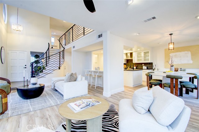 Front Image Thumbnail for CROC26036957