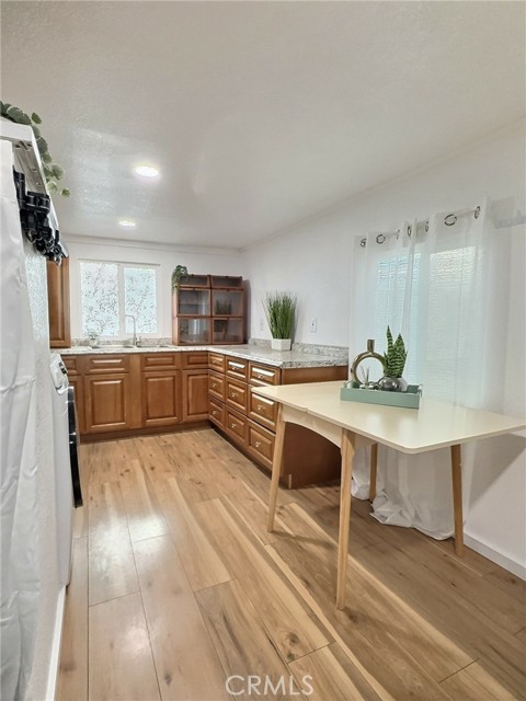 Detail Gallery Image 4 of 10 For 19548 E Cypress St #17,  Covina,  CA 91724 - 1 Beds | 1 Baths