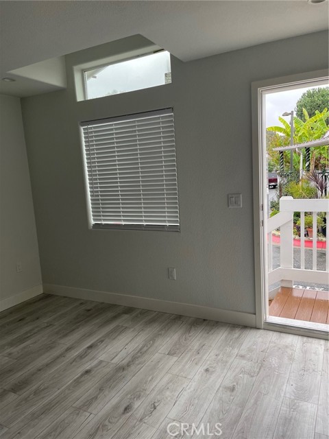 Detail Gallery Image 17 of 22 For 1930 Stewart St #X-7,  Santa Monica,  CA 90404 - 1 Beds | 1/1 Baths