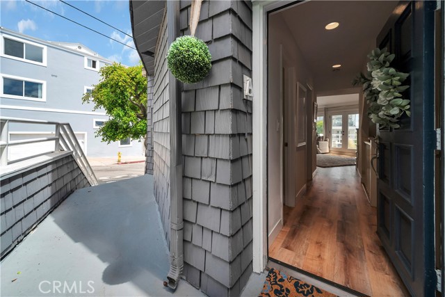 653 Manhattan Beach Blvd., Manhattan Beach, California 90266, 2 Bedrooms Bedrooms, 0 ,2 BathroomsBathrooms,Residential,For Sale,Manhattan Beach Blvd.,0,SB26112848