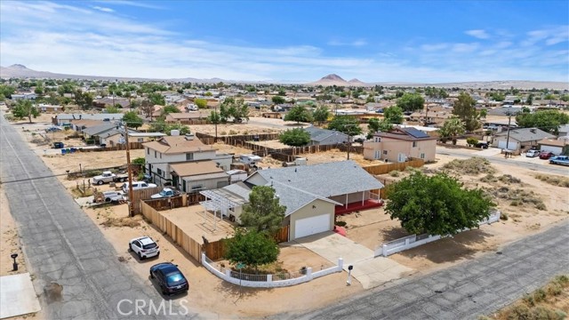 Detail Gallery Image 4 of 49 For 20548 Neuralia Rd, California City,  CA 93505 - 3 Beds | 2 Baths