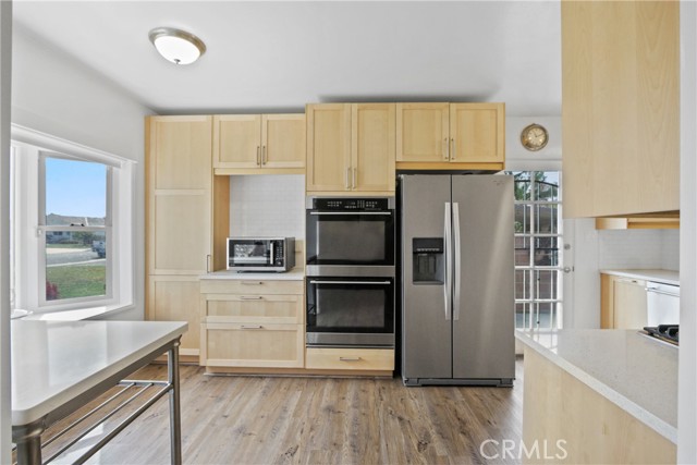 11051 Tarawa Drive, Los Alamitos CA: https://media.crmls.org/medias/635d1d0d-dd69-4a6e-8287-21c67b84ae2b.jpg