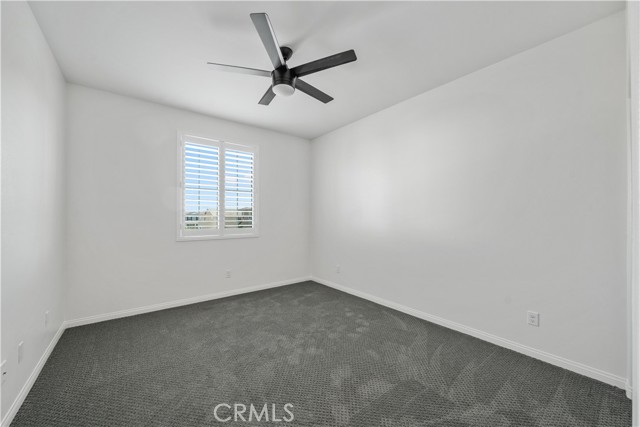 30902 Palette Road, Murrieta CA: https://media.crmls.org/medias/635dda0e-eaab-4851-9ba1-57ff1bb3eb07.jpg