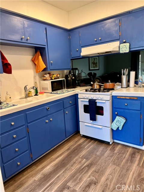 Detail Gallery Image 3 of 31 For 3723 Grant St, Corona,  CA 92879 - 2 Beds | 1 Baths
