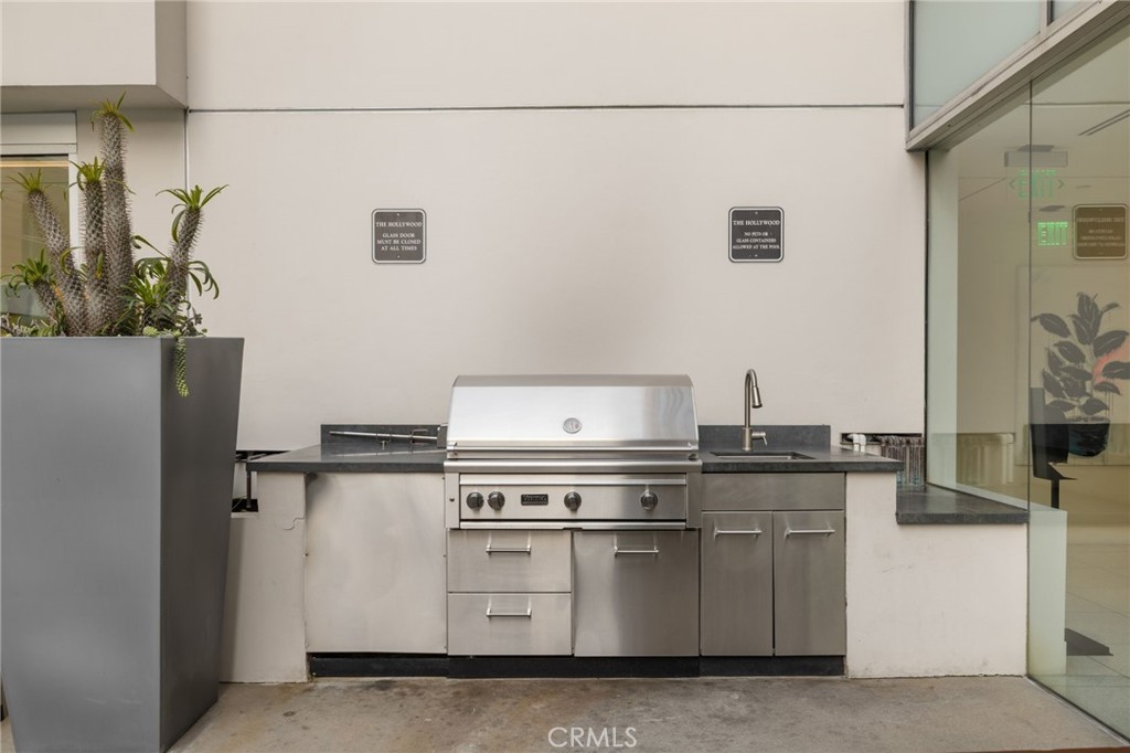 635f64f1 9fd2 4976 899d A2b813ef21ad