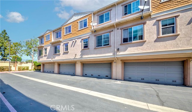 Detail Gallery Image 25 of 31 For 1963 Annandale Way, Pomona,  CA 91767 - 4 Beds | 2/1 Baths