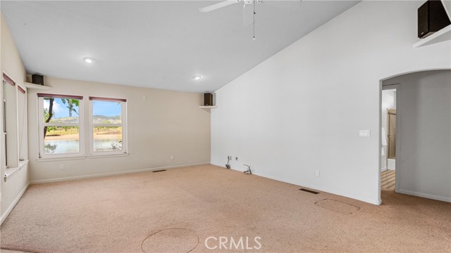 Detail Gallery Image 14 of 71 For 12285 High Valley Rd, Clearlake Oaks,  CA 95423 - 4 Beds | 3 Baths