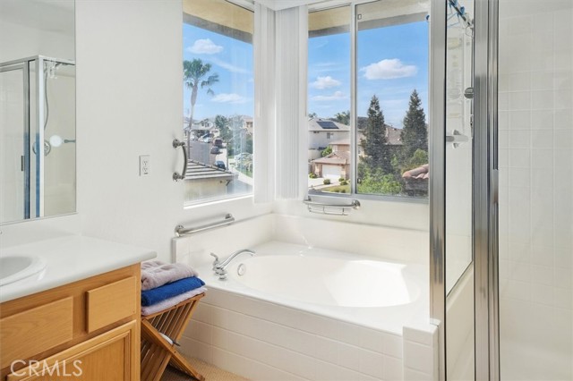 Detail Gallery Image 25 of 33 For 28652 Deer Springs Dr, Saugus,  CA 91390 - 5 Beds | 2/1 Baths