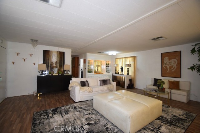 Detail Gallery Image 7 of 24 For 7425 Church St #10,  Yucca Valley,  CA 92284 - 2 Beds | 2 Baths