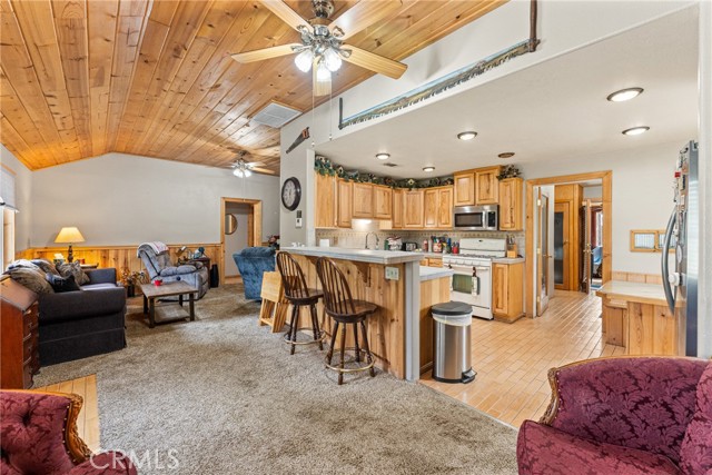 Detail Gallery Image 15 of 52 For 39441 Tokay, Cherry Valley,  CA 92223 - 3 Beds | 2 Baths