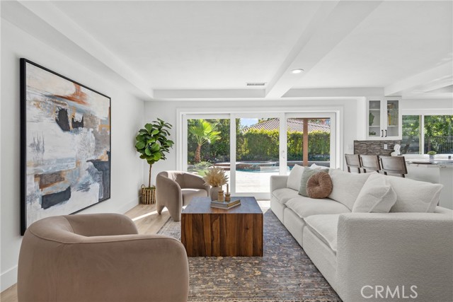 Detail Gallery Image 13 of 39 For 3944 Corte Cancion, Thousand Oaks,  CA 91360 - 4 Beds | 3 Baths