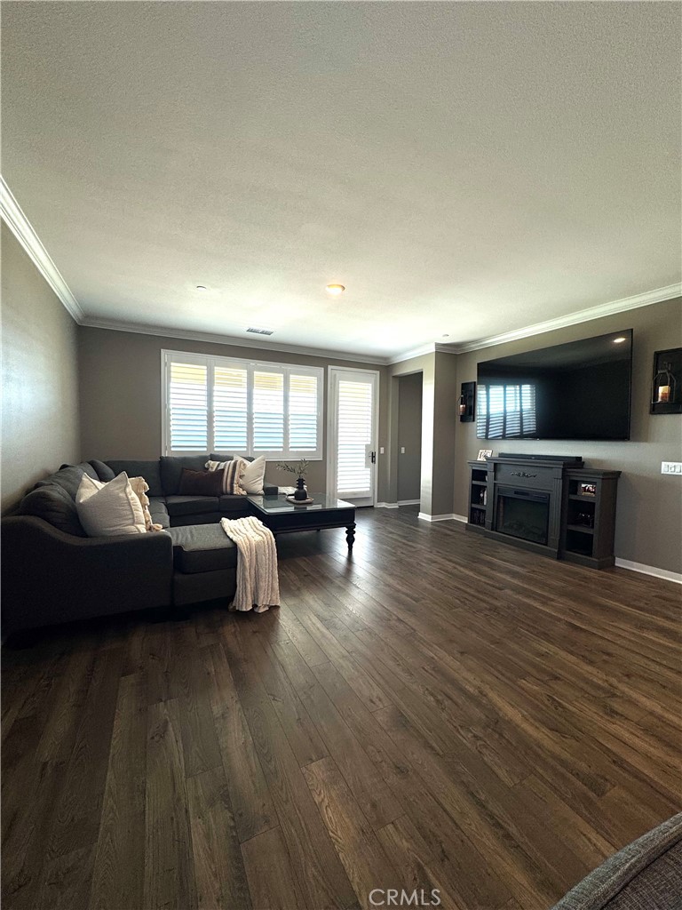 MLS #IV25222335 image #11