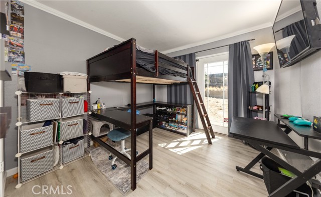 Detail Gallery Image 12 of 17 For 870 Falcon Ln, Redlands,  CA 92374 - 4 Beds | 2 Baths